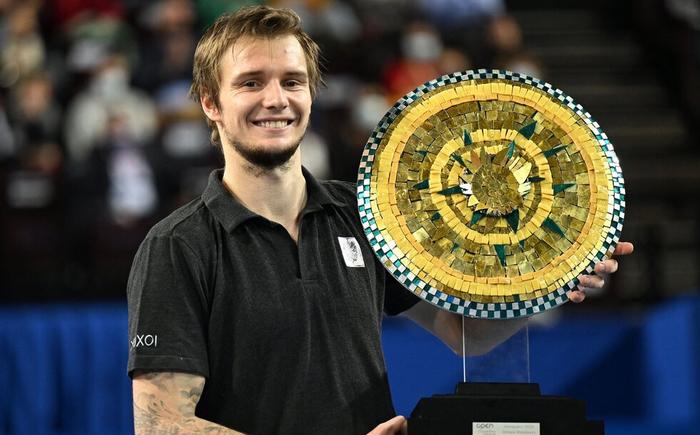 给点采用可 给点采用可